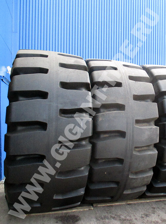 Bridgestone D-Lug 40/65-39 OTR tire