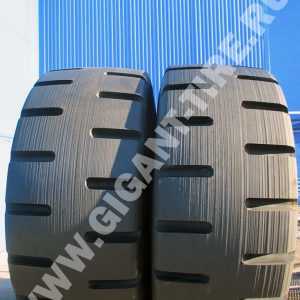OTR tire Bridgestone D-Lug 45/65-45 retread